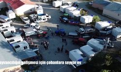 Ardahan’da Çobanlara Seyyar Ev Dağıtıldı