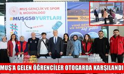 Muş’a üniversite eğitimi için gelen öğrencilere otogarda sıcak karşılama
