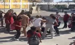 İzmir’de 12 yaşındaki çocuk, 10 kişilik grup tarafından darp edildi