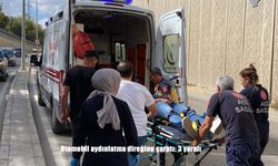 Otomobil aydınlatma direğine çarptı: 3 yaralı