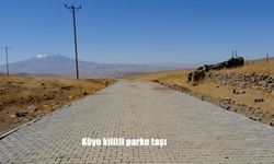 Köye kilitli parke taşı