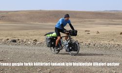 Fransız gezgin farklı kültürleri tanımak için bisikletiyle ülkeleri geziyor