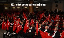 102. yıllık coşku salona sığmadı