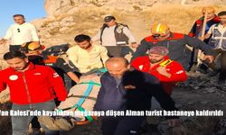 Van Kalesi'nde kayalıktan mağaraya düşen Alman turist hastaneye kaldırıldı