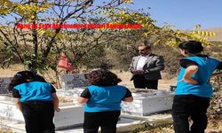 Elazığ’da Şehit Öğretmenler Kabirleri Başında Anıldı