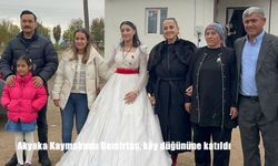 Akyaka Kaymakamı Demirtaş, köy düğününe katıldı