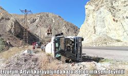 Erzurum-Artvin Karayolu’nda beton mikseri devrildi: 1 yaralı