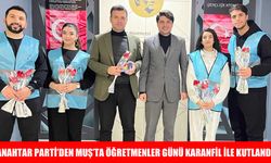 Anahtar Parti'den Muş’ta öğretmenler günü kutlaması