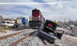 Malatya’da Yük Treni ile Otomobil Çarpıştı: Şans eseri Yaralanan Yok