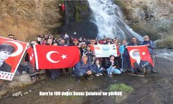 100 Dağcı, Kars’ın Doğa Cennetinde Buluştu: Susuz Şelalesi’nde Türk Bayraklı İniş!
