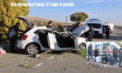 Elazığ’da otomobil aydınlatma direğine çarptı: 1’i Bebek 6 Yaralı