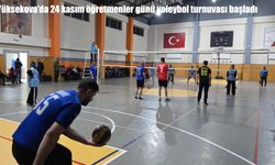 Yüksekova’da 24 Kasım öğretmenler günü voleybol turnuvası başladı