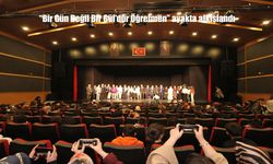 Erzurum’da etkileyen tiyatro gösterimi : Bir Gün Değil Bir Gül’dür Öğretmen