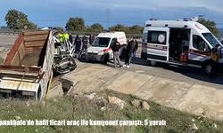 Çanakkale'de hafif ticari araç ile kamyonet çarpıştı: 5 yaralı