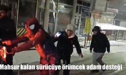 Mahsur kalan sürücüye örümcek adam desteği