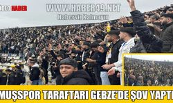 Muşspor taraftarı deplasmanda sınıfı geçti