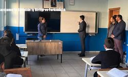 Sarıkamış Kaymakamı Enis Aslantatar’dan Öğretmen ve Öğrencilere Ziyaret