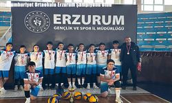 Erzurum’da Yıldızlar Voleybol Şampiyonu: Oltu Cumhuriyet Ortaokulu