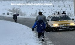 Van’da yoğun kar yağışı: Uçak seferleri rötar yaptı