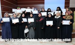 Geçici öğreticilere katılım belgeleri takdim edildi