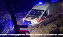 Batman’da hasta almaya giden ambulans çamura saplandı, özel idare ekipleri kurtardı