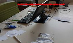 Elazığ'da Aile Sağlığı Merkezine Taşlı Saldırı: Doktora Tehdit Notu Bırakıldı