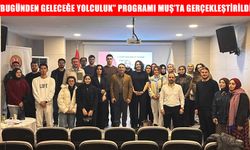 Dr. Yılmaz Sönmez, Muş Vakfı'nda öğrencilerle buluştu