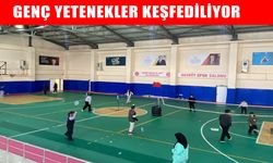 Hasköy'de gençlerden badmintona yoğun ilgi