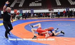 Gençler Güreş Müsabakaları Elazığ’da sürüyor