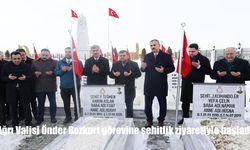 Ağrı Valisi Önder Bozkurt görevine şehitlik ziyaretiyle başladı