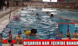 Muş’ta soğuk havalar yüzmeye engel değil: Çocuklar hem eğleniyor hem öğreniyor