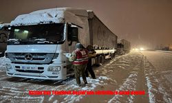 Kızılay’dan Tendürek’te kış nöbeti: Sürücülere gece boyu sıcak ikram