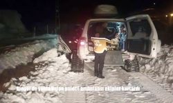 Bingöl’de yolda kalan paletli ambulansı ekipler kurtardı