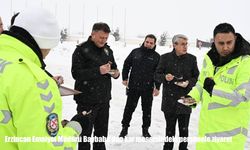 Erzincan Emniyet Müdürü Baybaba’dan kar mesaisindeki personele ziyaret