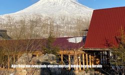 Ağrı Dağı'nın zirvesinde oluşan mercek bulutu hayran bıraktı