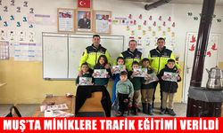 Muş’ta jandarmadan köydeki öğrencilere trafik eğitimi