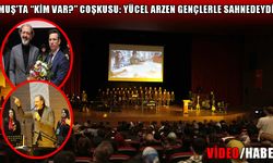 Yücel Arzen Hacıoğulları Muş’ta öğrencilerle aynı sahneyi paylaştı