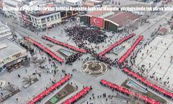 Erzincan'da on binlerce kişi ‘İstiklal Bayrakla, İstikbal Maarifle' yürüyüşünde tek yürek oldu