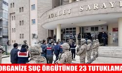 Tefecilik yapan organize suç örgütüne yönelik operasyonlarda yakalanan 37 zanlıdan 23'ü tutuklandı