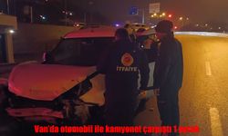 Van'da otomobil ile hafif ticari araç çarpıştı: 1 yaralı