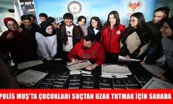 Polis ekiplerinden Muşlu gençlere 'Suçtan Uzak Dur' rehberliği