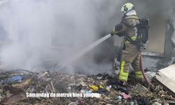 Hatay’da metruk bina alevlere teslim oldu