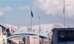 Hakkari Esendere Sınır Kapısı’nda Geçişler Sadece Vatandaşlara Açık