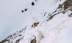 Diyadin Kanyonu’nda Buz Tırmanışı Heyecanı