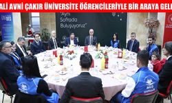 Muş Valisi Çakır, MAUN öğrencileriyle iftar yaptı