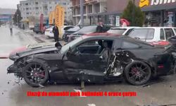Elazığ’da Otomobil Park Halindeki Araçlara Çarptı