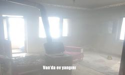 Van'da ev yangını