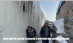 Dondurucu soğuk Kars’ı esir aldı: Çatılar buz tuttu