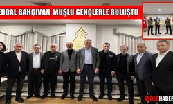 Sanayinin dev ismi Erdal Bahçıvan, Muşlu gençlerle buluştu: Gelecek teknoloji ve inovasyonda