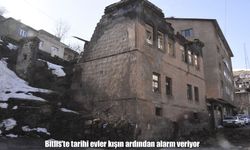 Bitlis’te tescilli evler alarm veriyor: Kış hasarı gün yüzüne çıktı